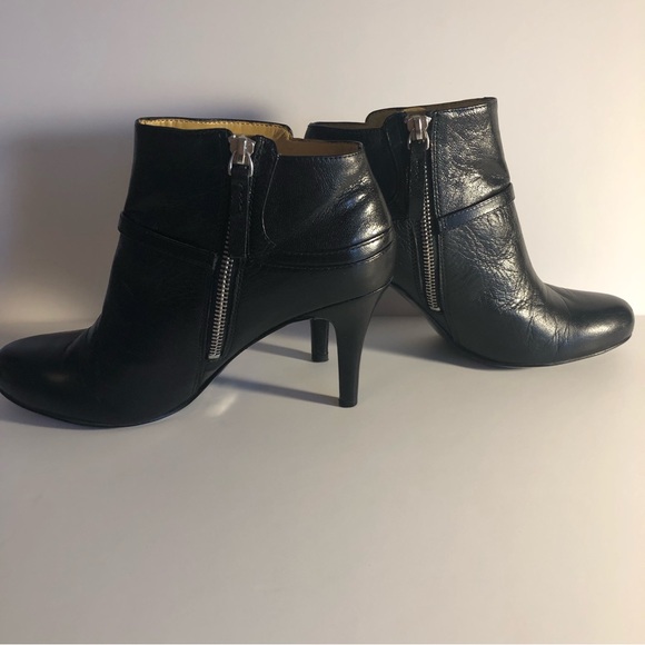 Nine West Black Leather Boots Size 7M - Picture 3 of 5